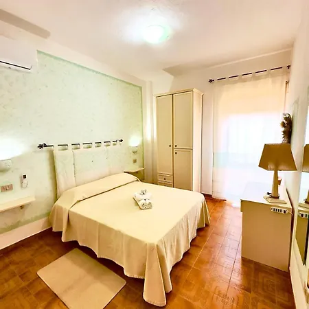 Mediterraneo 3*